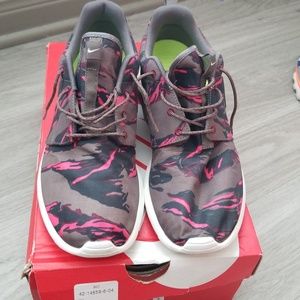 nike rosherun gpx mens size 8